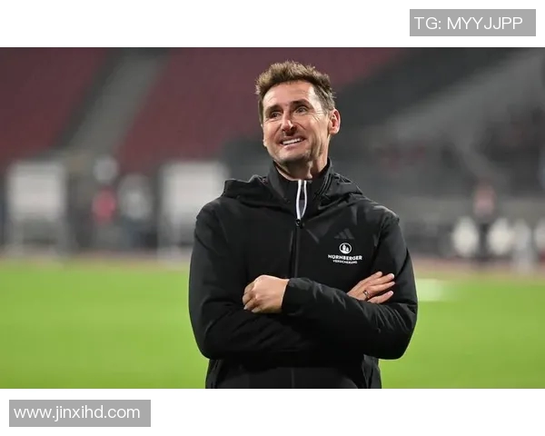 德国足球国家队早期传奇球星回顾及其对球队历史的深远影响